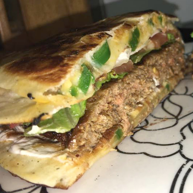 Reviews, Chews & HowTos Quesadilla Taco Burgers