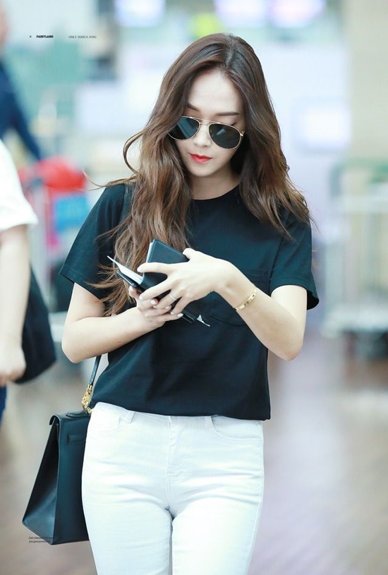 Jessica Airport Fashion