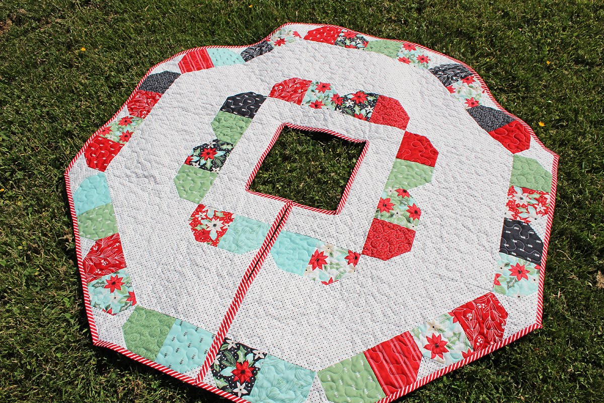 A Bit of Scrap Stuff Sewing, Quilting, and Fabric Fun Charm Pack