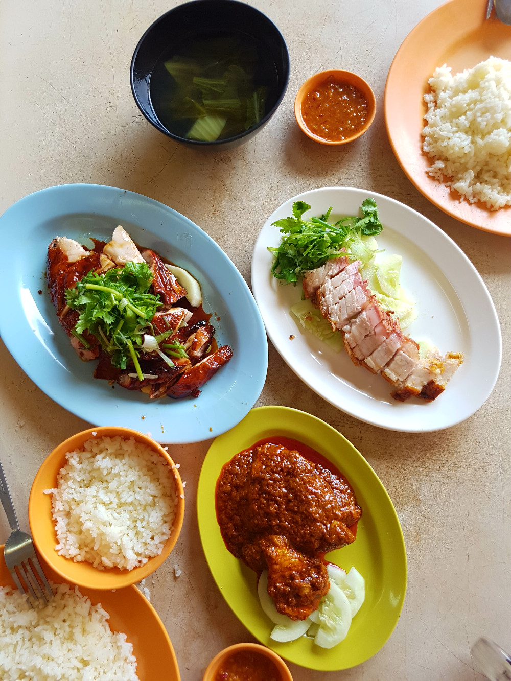 A Lone Diner Kie Kee Chicken Rice Medan Selera Pj Old Town Petaling Jaya Pj Selangor Malaysia