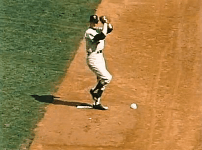 kaat jim twins minnesota classic strides homeplate squares towards straight line off