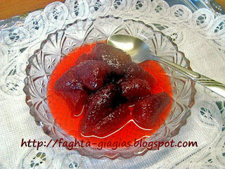 Φράουλα γλυκό του κουταλιού - από «Τα φαγητά της γιαγιάς»