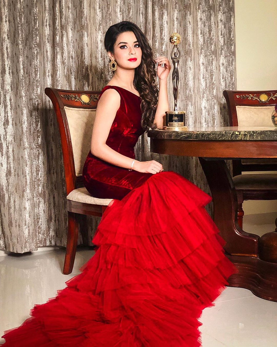 Avneet kaur pic
