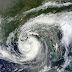 ISAAC avanza como huracan categoria 1 hacia EEUU