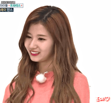 [주간아이돌] 오늘자 트와이스 움짤 Part.3 개인(모모,미나,사나,쯔위,정연).gif | 인스티즈