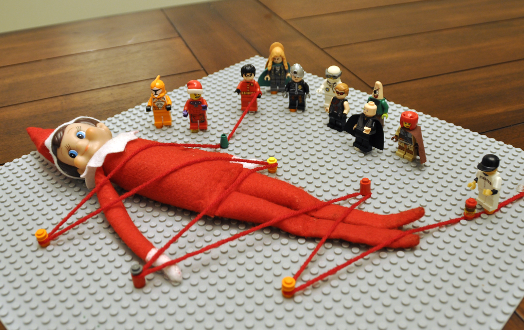 Yes. My name is m a r n a Elf on the Shelf?