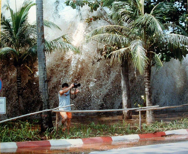 Tsunami%2B2005.jpg