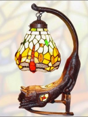 LA LÁMPARA MODERNISTA - GALANTIQUA TASACIÓN ARTE & ANTIGÜEDADES