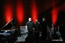 magnus oström konser e.s.t jakarta