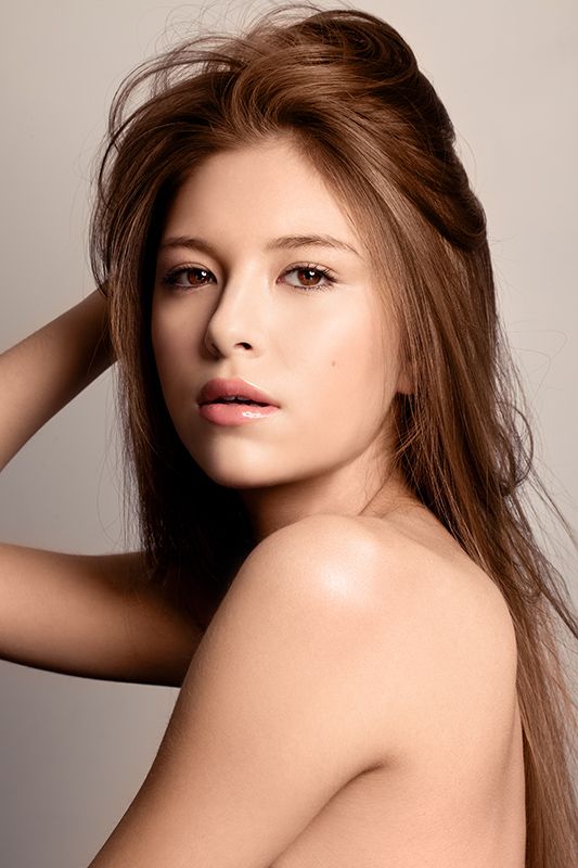 Hanako Footman movies list and roles (The Crown Season 5, Toast of