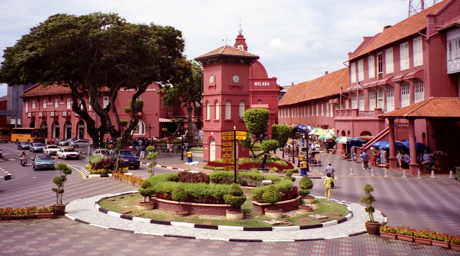 MELAKA DIHATIKU: TENTATIF BERCUTI DI SEKITAR BANDAR MELAKA, BANDARAYA