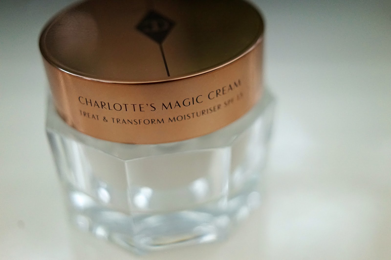 charlotte tilbury magic cream