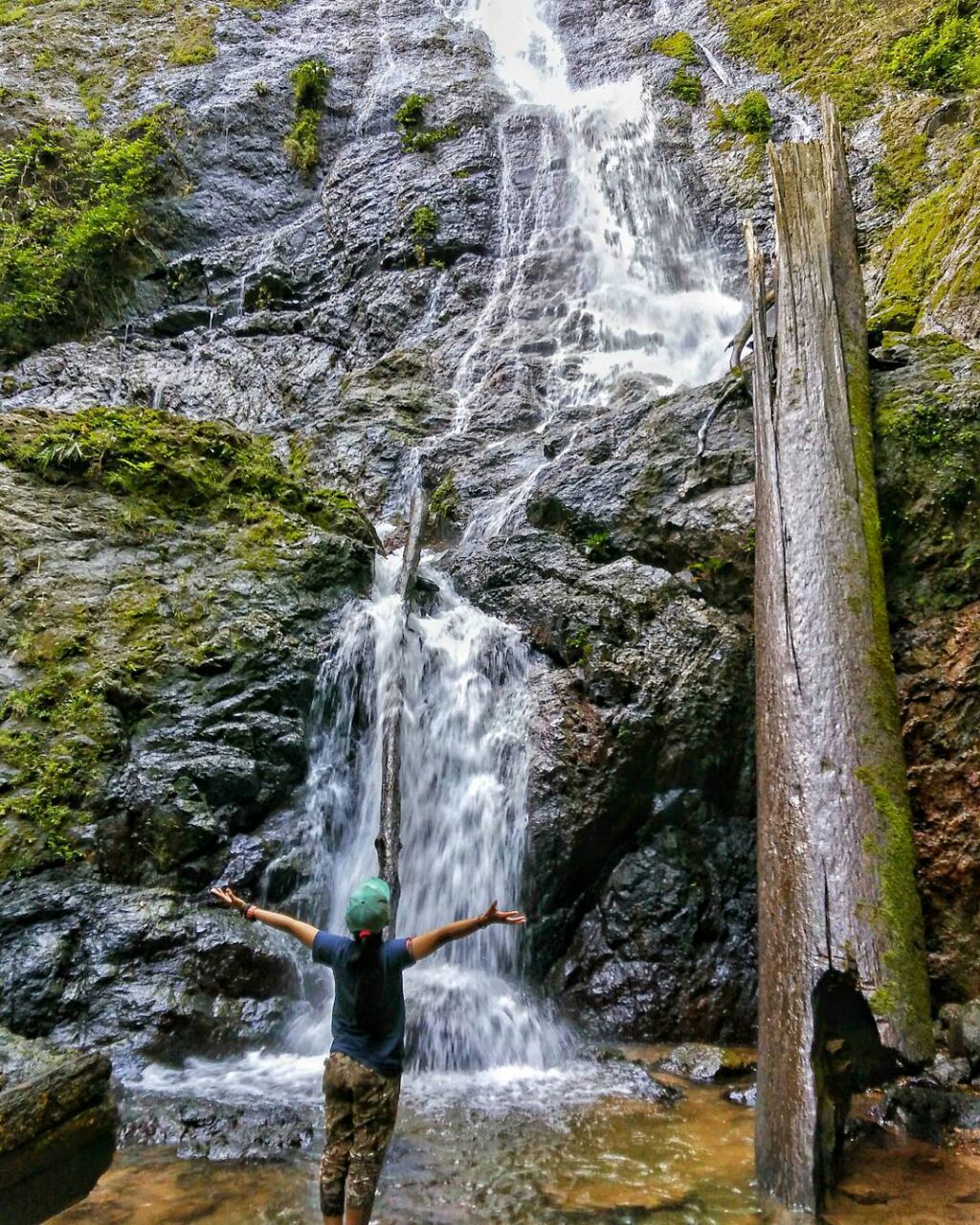 Indahnya Air Terjun Sungai Karuh, Pesona Belantara Meratus | Jangan