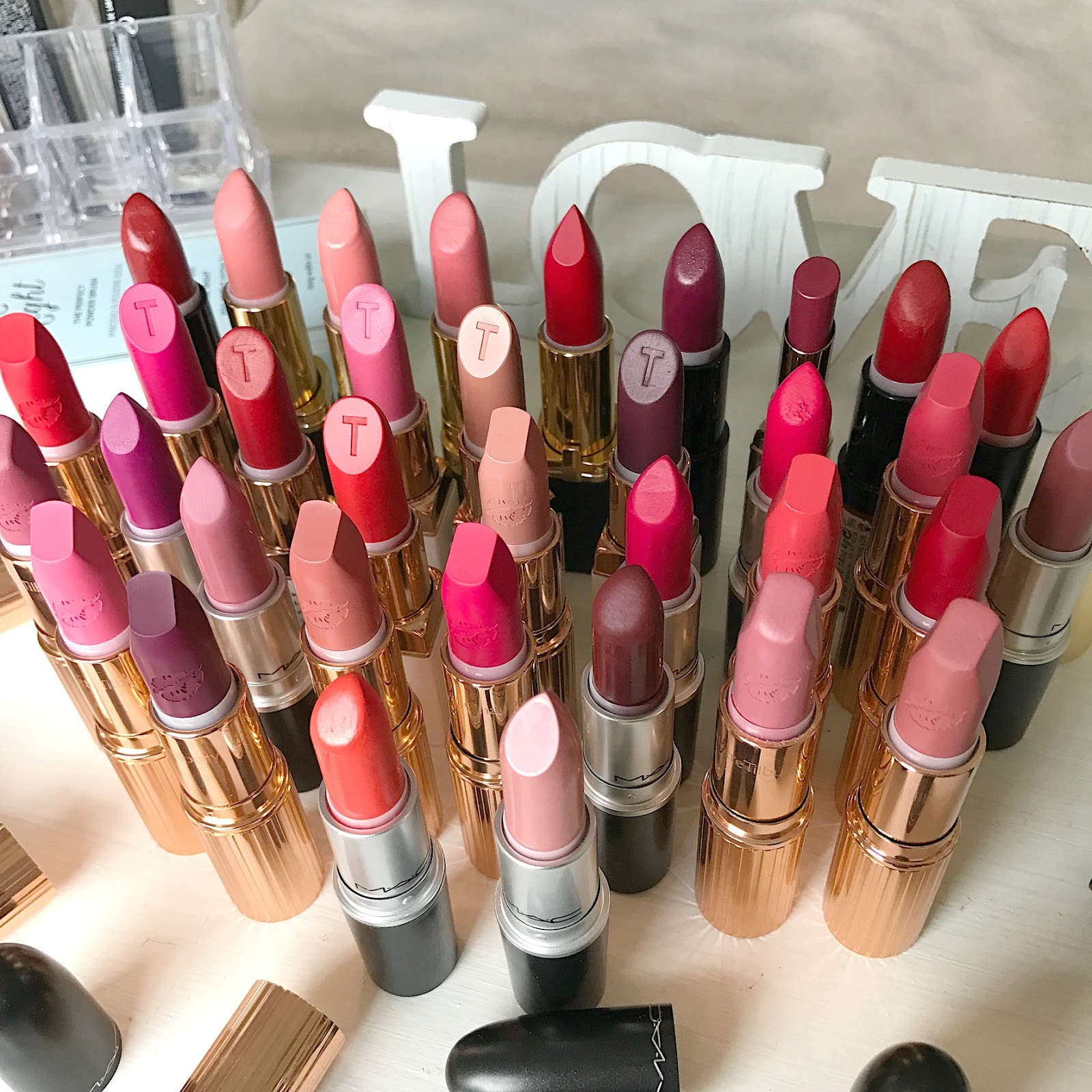 Sophie Jade : My Entire Lipstick Collection.