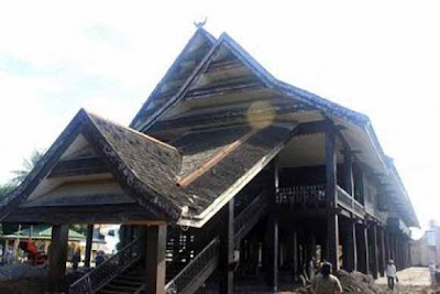 Rumah Souraja - Sulawesi Tengah