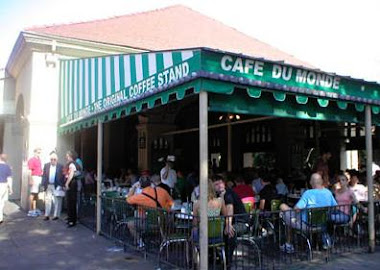 CAFE Du MONDE,  NEW ORLEANS