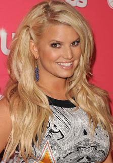 Jessica Simpson to launch beauty website