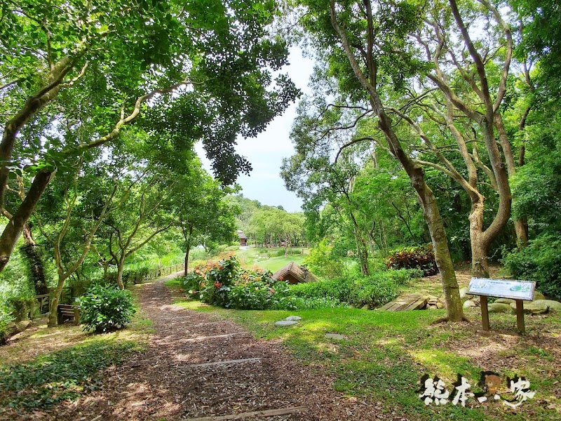 一秒到歐洲|苗栗飛牛牧場|最美牧場和大草原~野餐嬉戲觀乳牛、人工濕地護自然