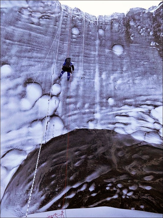 Inside%2Bthe%2BSiberian%2BCrater.%2BAmaz