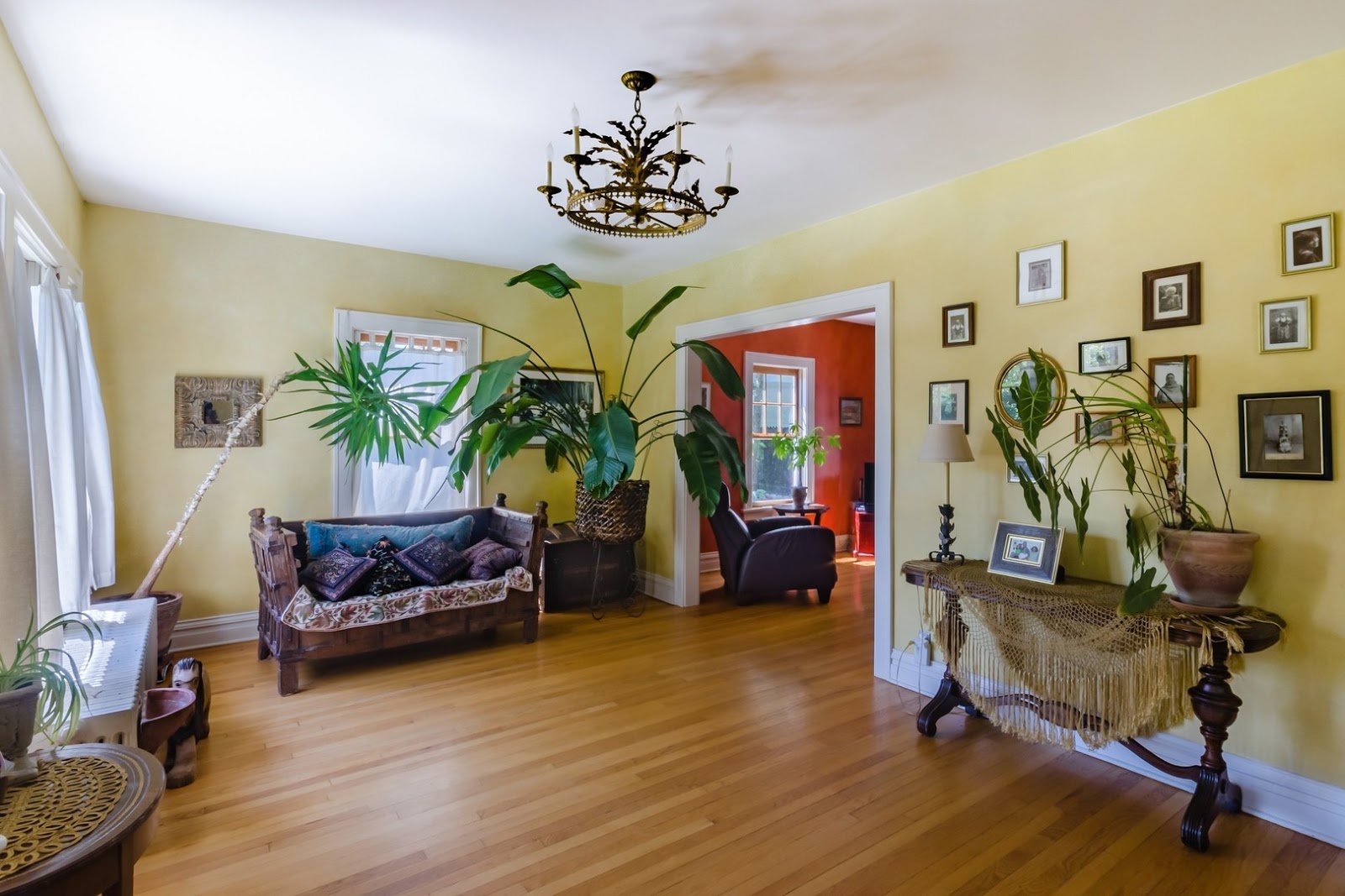 A Bright and Shiny Sears Crescent