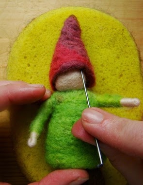 30 Awesome DIY Projects that You’ve Never Heard of - Needle-Felted Toys