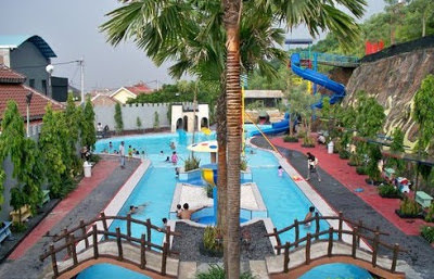 Wisata Air Bukit Awan Waterpark Kebomas Gresik Keluyuran punya rekomendasi 15 kolam renang di bandung supaya kamu tetap fit. bukit awan waterpark kebomas gresik