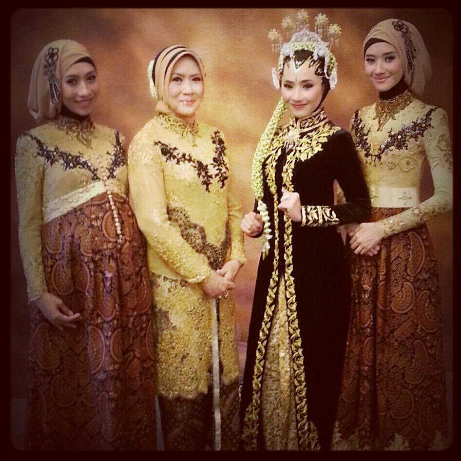 Model Kebaya Hamil Muslim Model Kebaya Hamil Muslim