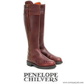 Kate Middleton wore Penelope Chilvers long tassel boot