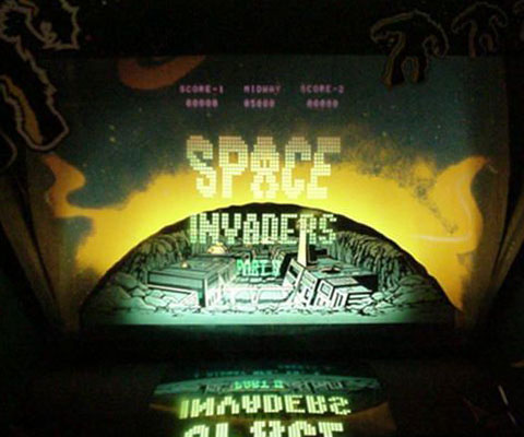 Space Invaders mirrored effect