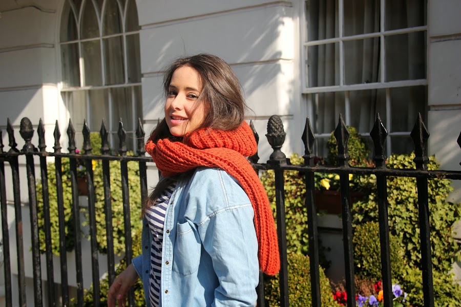 DIY Cómo hacer una bufanda con capucha. Blog de costura y diy.