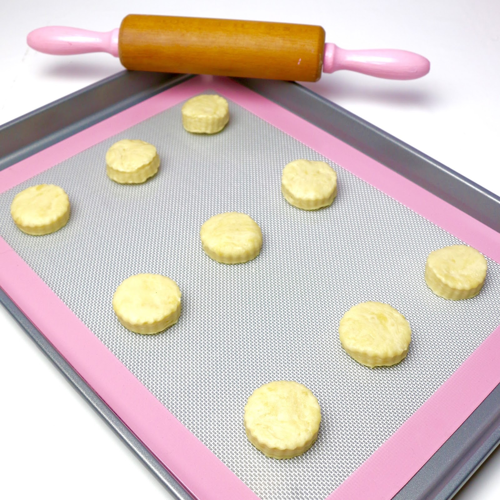 Easy 3Ingredient Cream Cheese Biscuits The Lindsay Ann