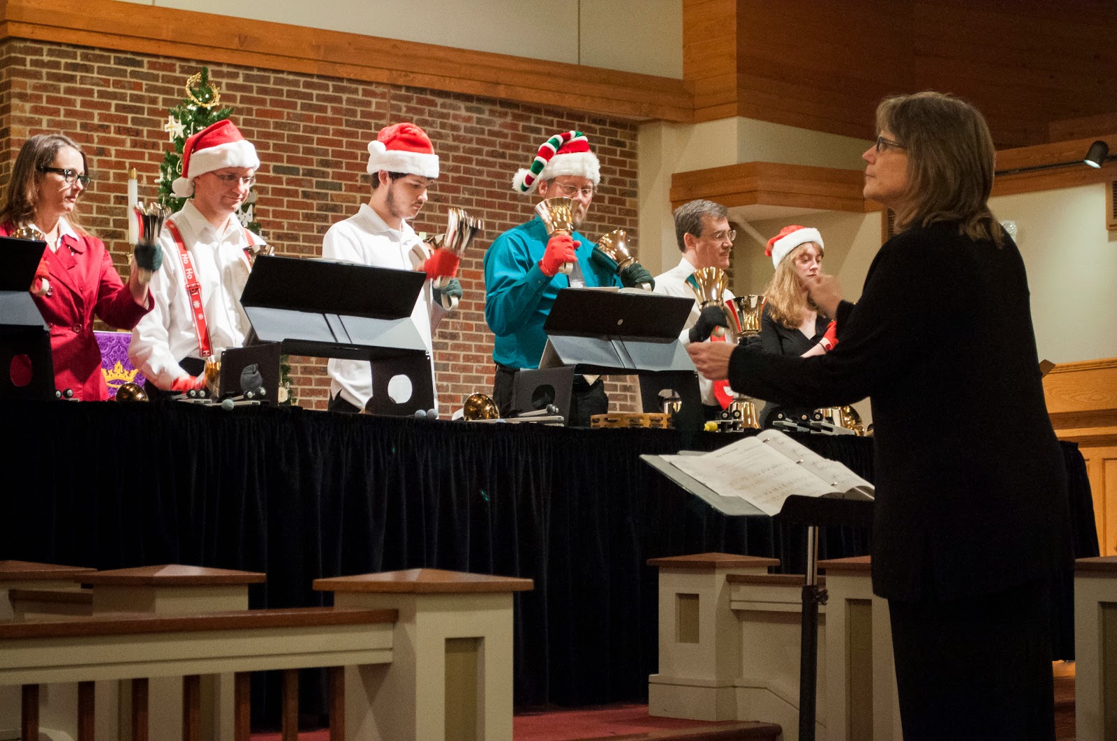 The sounds of Christmas resonate at Ring and Sing 2014