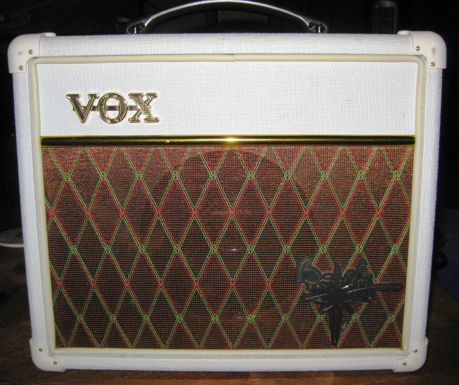 DIY guitar amp hacks