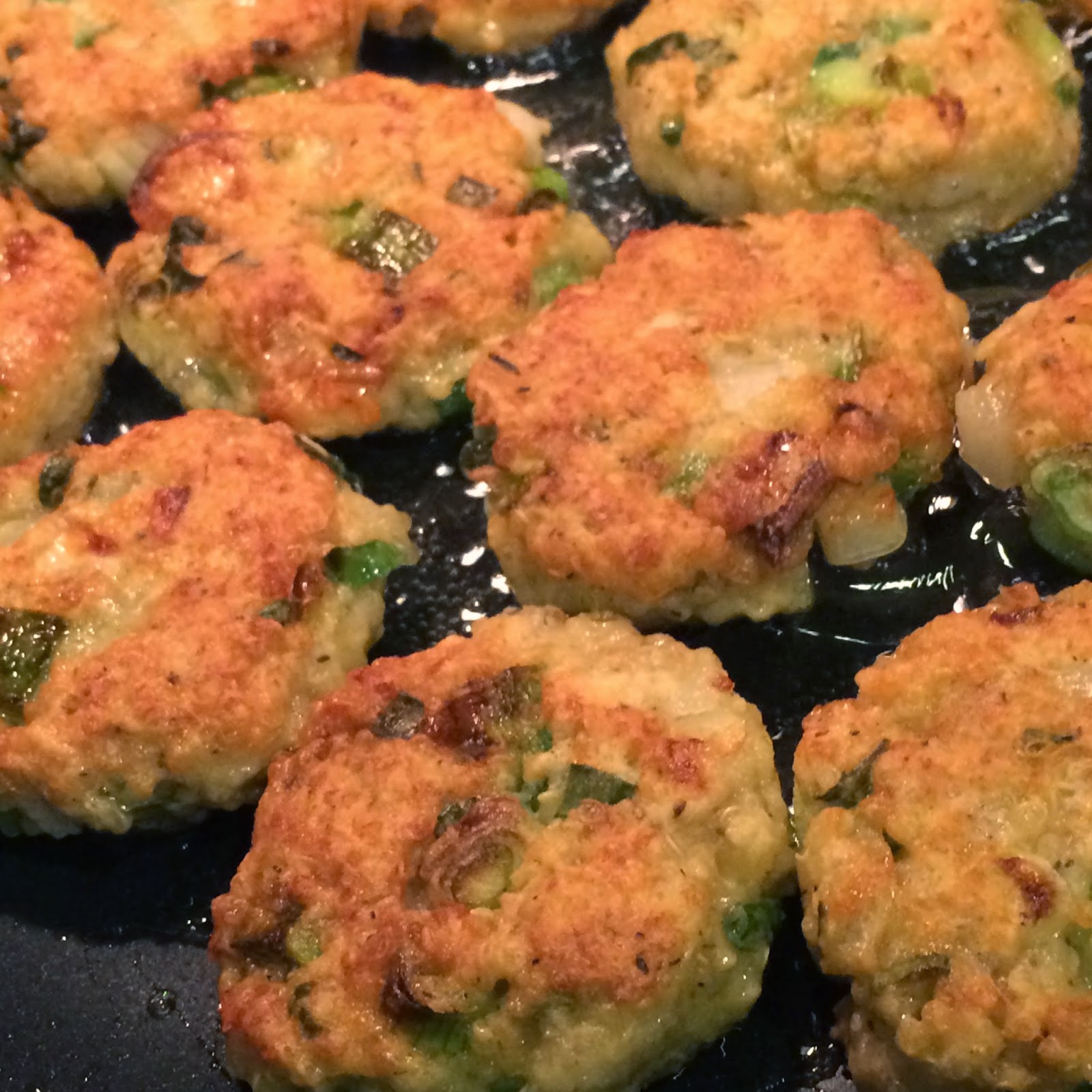 Fit Pantry Quinoa Parmesan Crisps