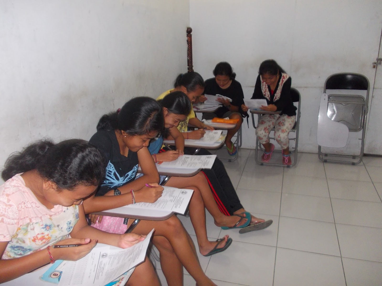 suardika27 soal bahasa bali kelas VIII