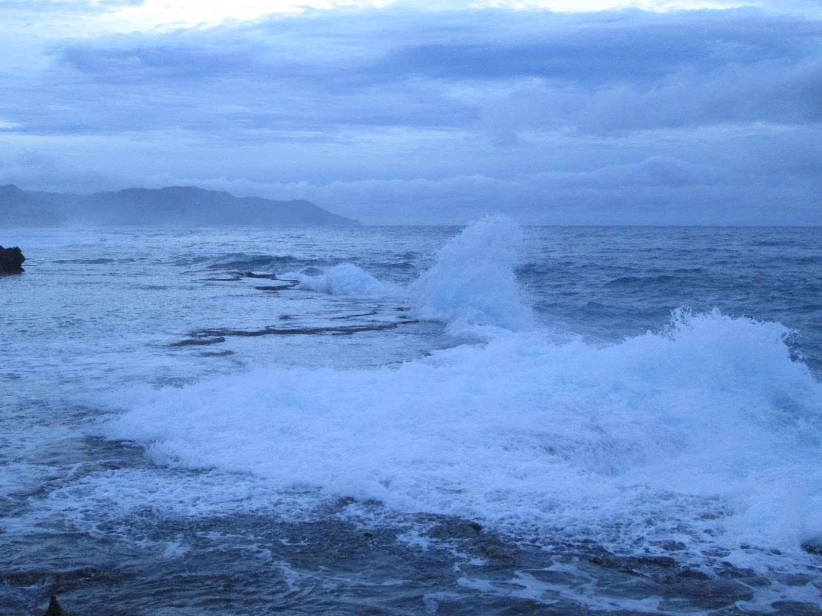 Keindahan Pulau Karang: Keindahan batu Pica (Tanjung Saruri)