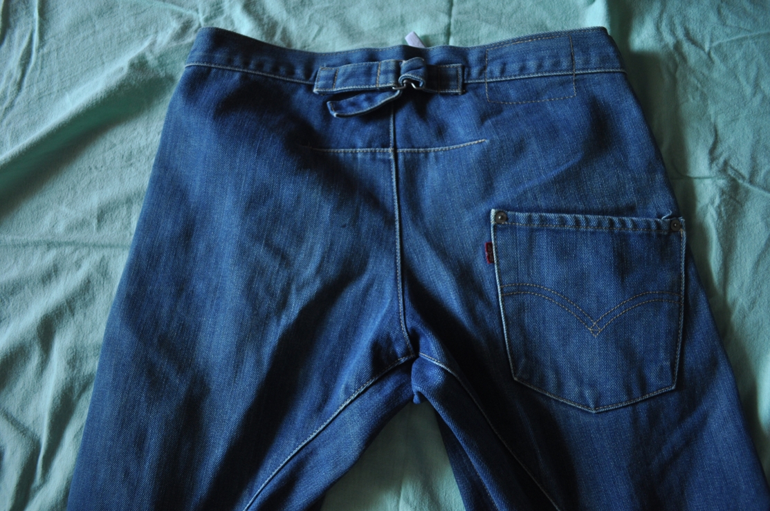 LusuhOne: Levis Engineered Jeans