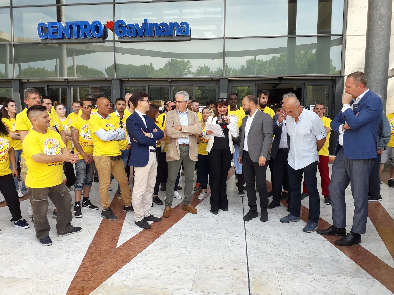 Io non sto con Oriana Runner Pizza un'azienda che vuole Firenze