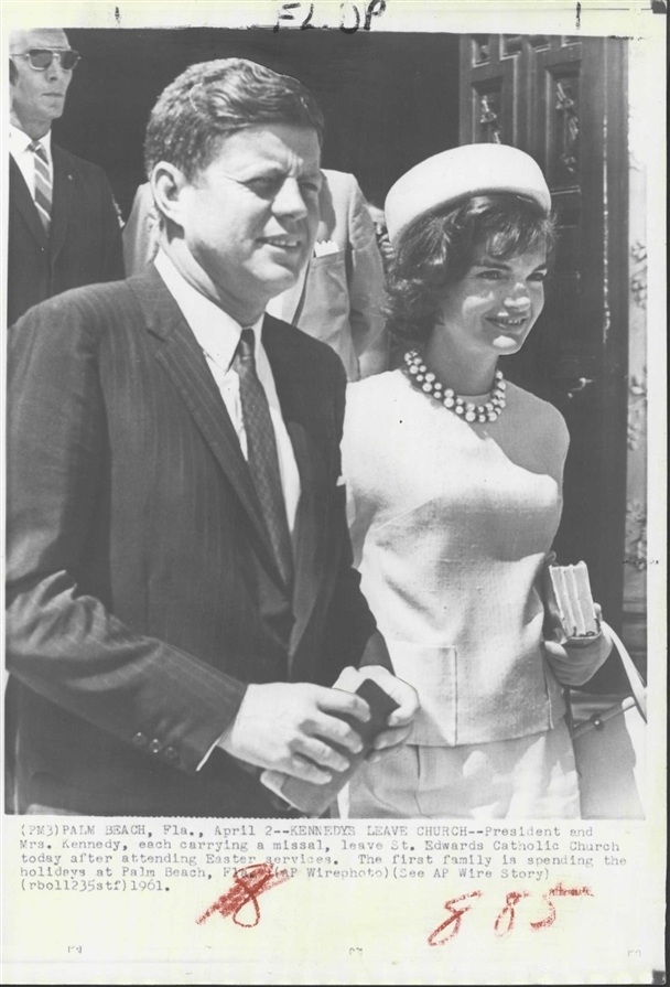 JFK & JACKIE (SA Bob Lilley, sunglasses)