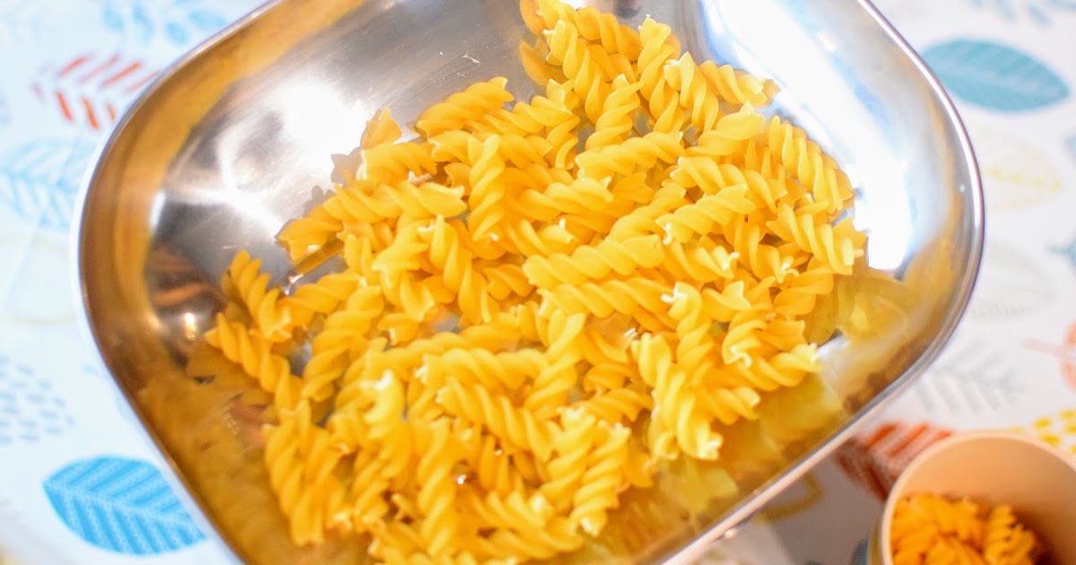 food-know-your-portions-how-much-pasta-per-person-evans-crittens