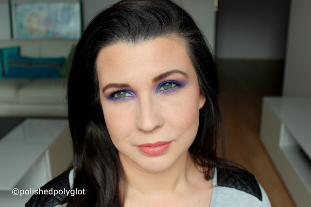 Electric makeup look in Blue and Purple