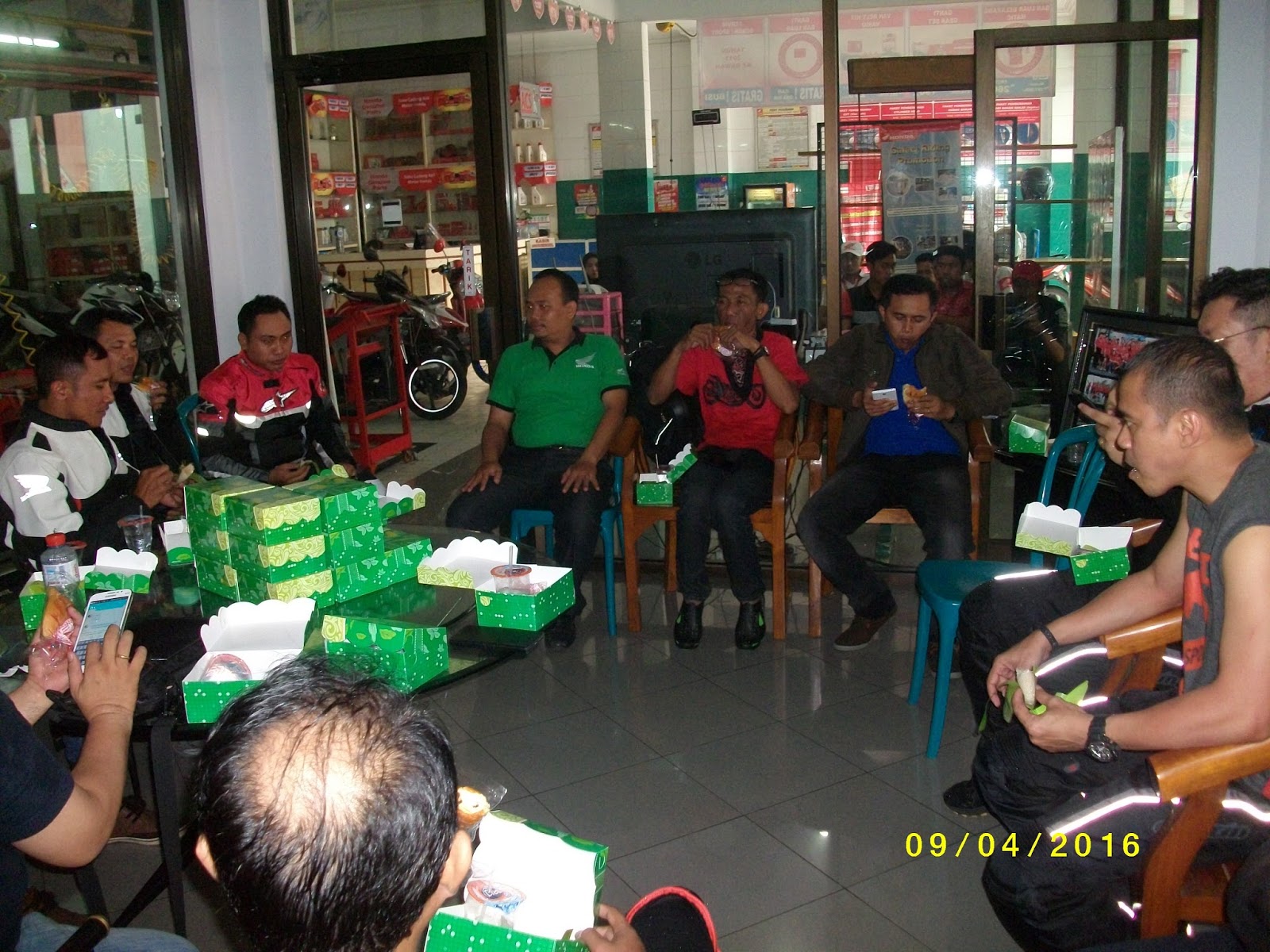 Garuda Motor 1 Jajag Dapat Kehormatan Dari Honda Bali Garuda Motor I