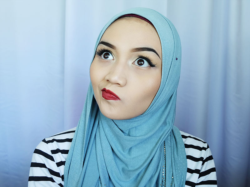 Bash Harry, Bruneian Beauty Blogger teaches you how to do The Perfect Brow in this tutorial and Eyebrow Routine