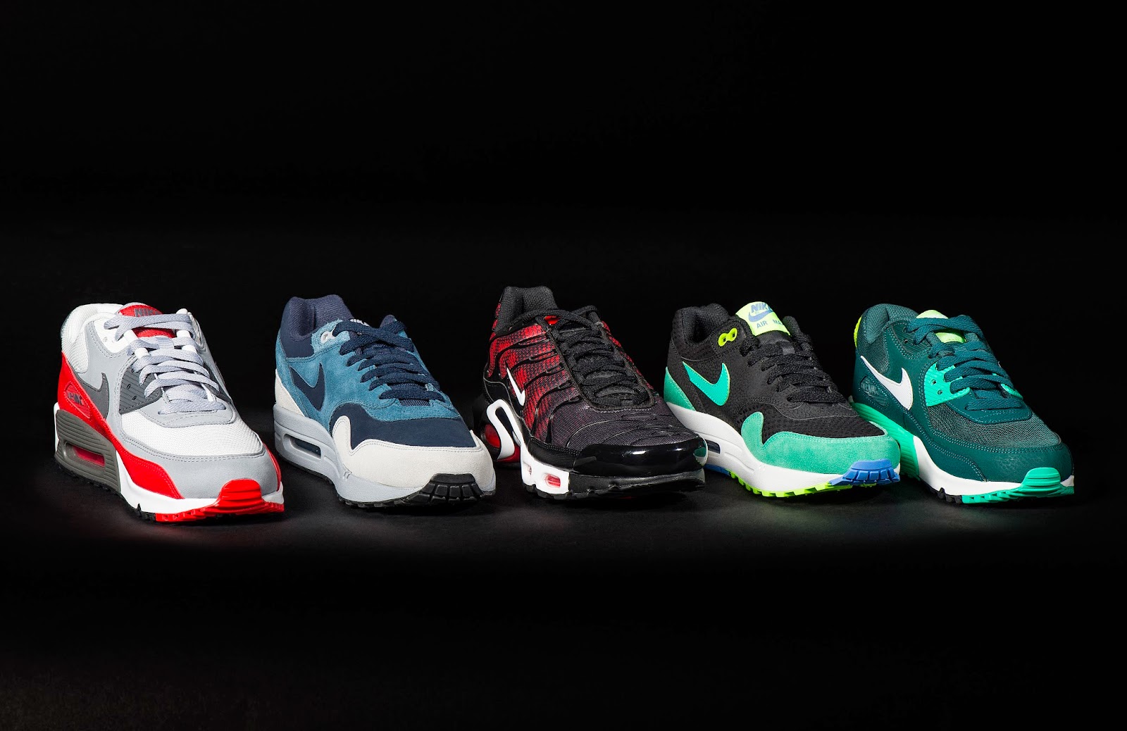 FOOT LOCKER FEIERT EXCLUSIVE SNEAKERS WITH BIG PERSONALITIES - IT'S AIR MAX DAY - Atomlabor Blog 