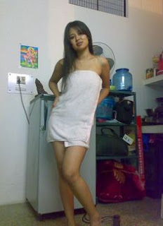 Horny desi teen girls blog: Horny Desi Girls With Short Dress In Bra