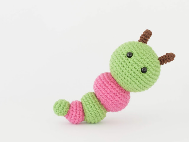 amigurumi-caterpillar-gusano-crochet