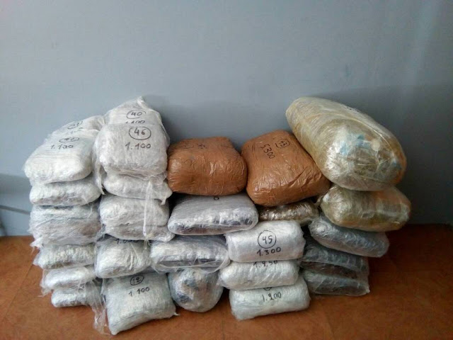 Γιάννενα: Με 112 Kg Κάνναβης Στο Αυτοκίνητο ..Έπεσε Πάνω Σε Αστυνομικούς Στη Μεταμόρφωση