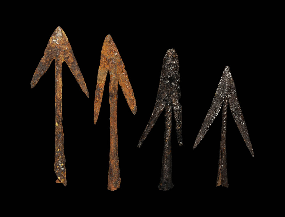 GREX LUPORUM MEDIEVAL ARROWHEADS DATABASE