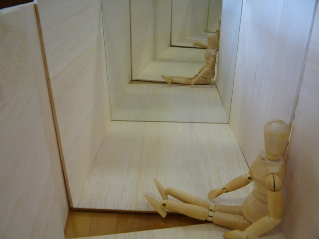 TALLER DEL ESPACIO: ESPACIOS CON ESPEJOS