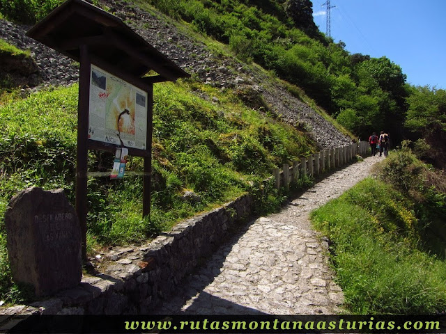 Entrada a la Ruta de las Xanas